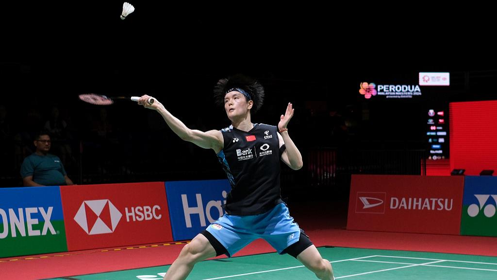 包含日本羽毛球队险胜马来西亚羽毛球队，辛杜爆发神勇的词条