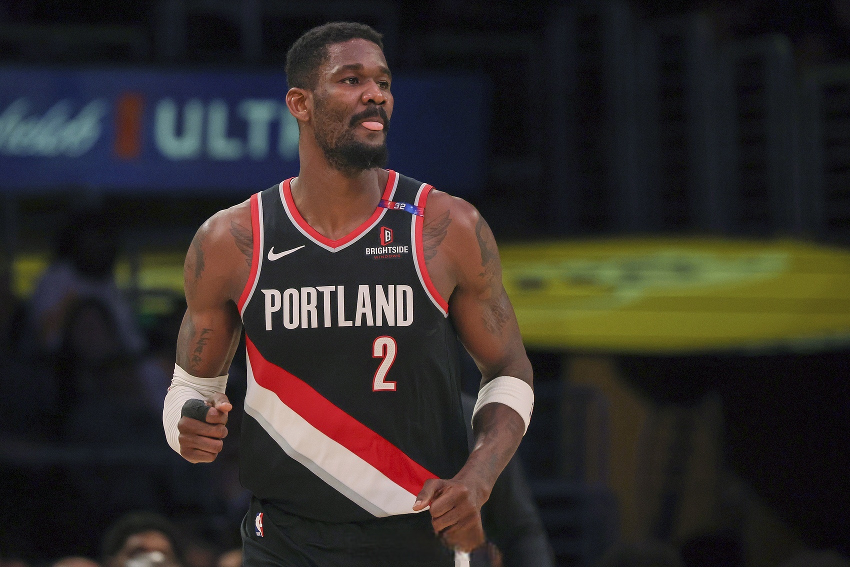 包含国王逆转步行者,艾顿高光表现的词条 包含国王逆转步行者,艾顿高光表现的词条