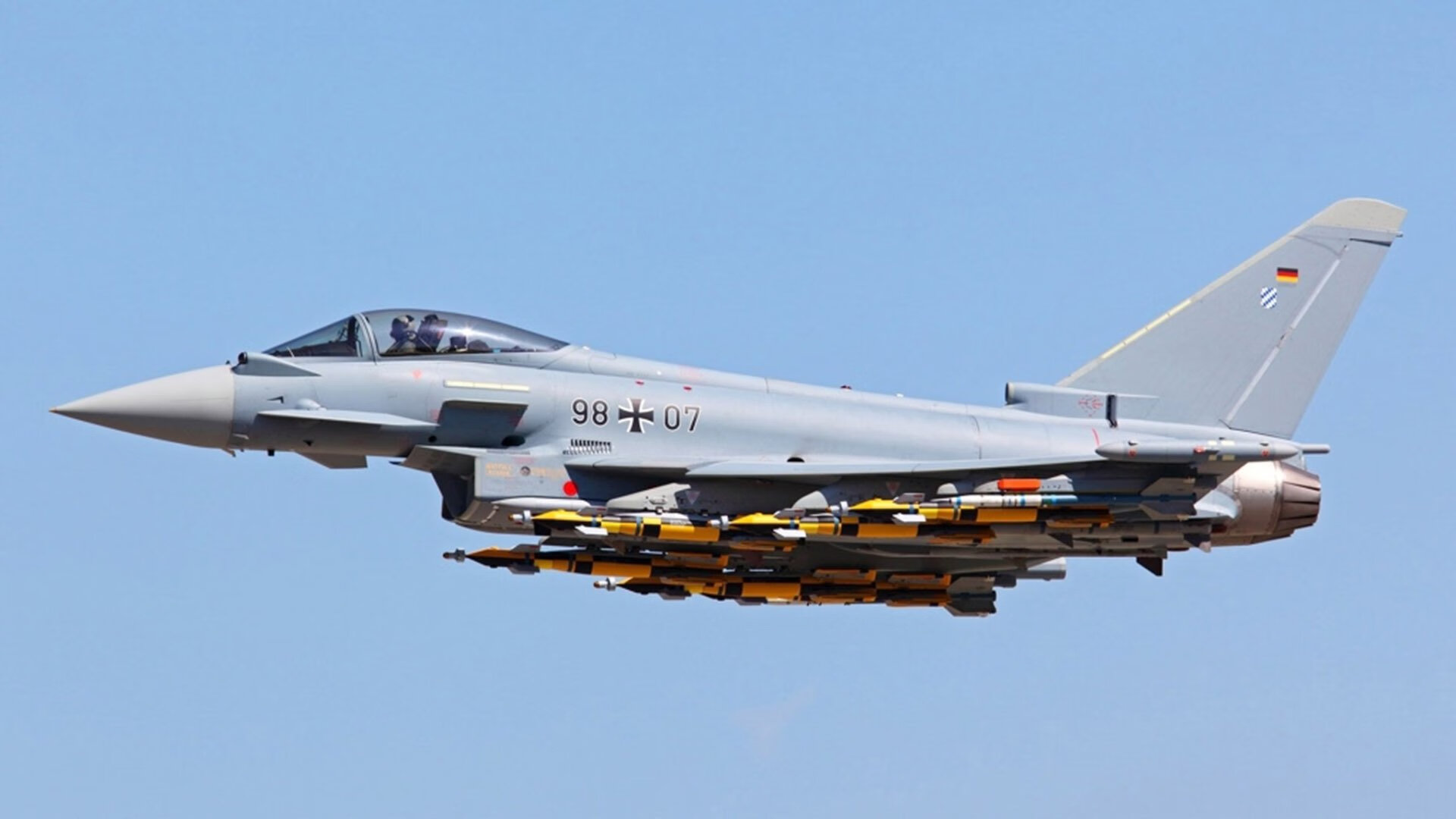 湖人之矛刺破苍穹,莫兰特如梅西般闪耀—跨界王者如何定义胜利