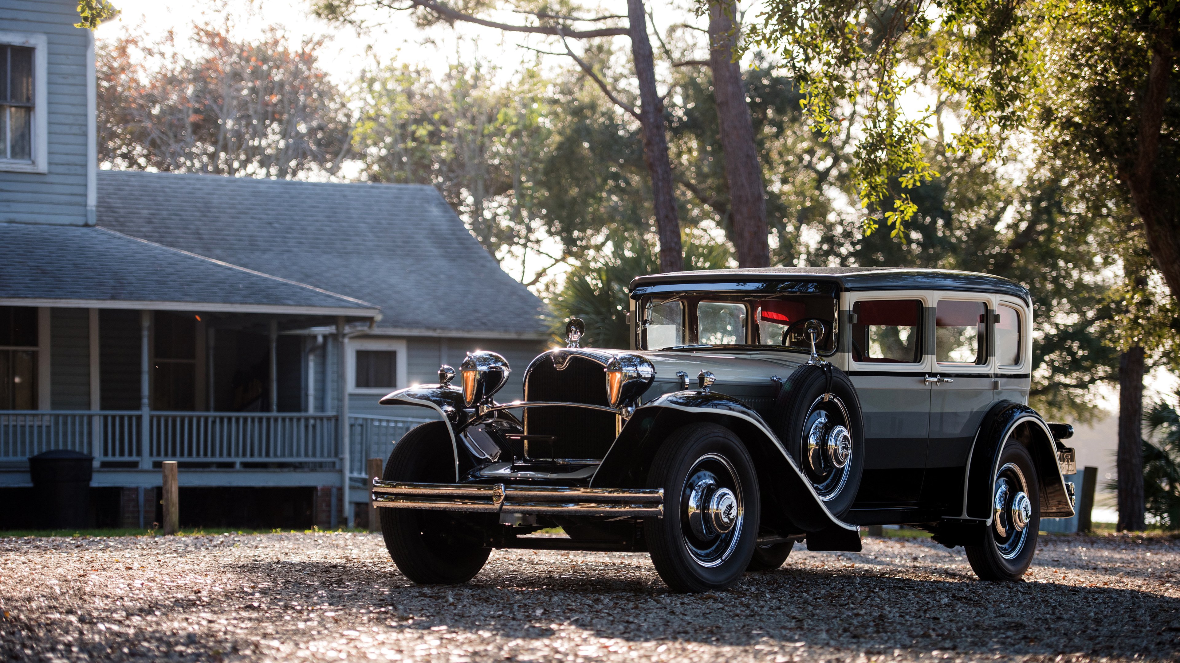 赛道上的沙漠法则，当维斯塔潘化身埃及法老，梅赛德斯银箭何以梦回温布利之殇？