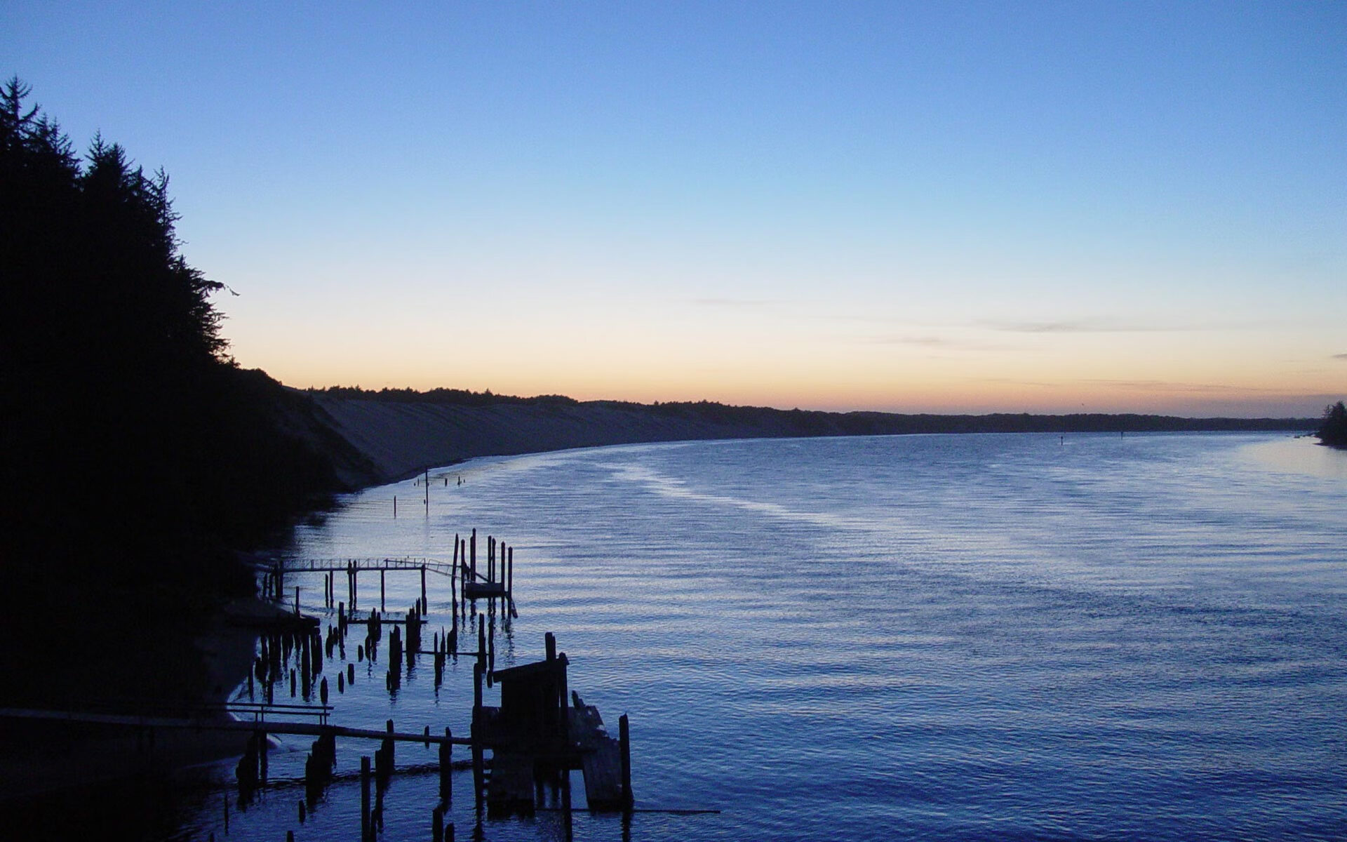 越位越勇！克瓦拉茨赫利亚狂澜掀翻西班牙斗牛阵